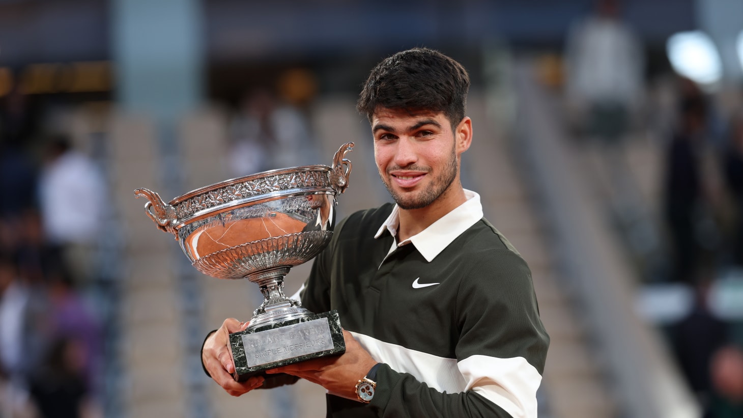 法网逆转年终总决赛，阿尔卡拉斯统治全场