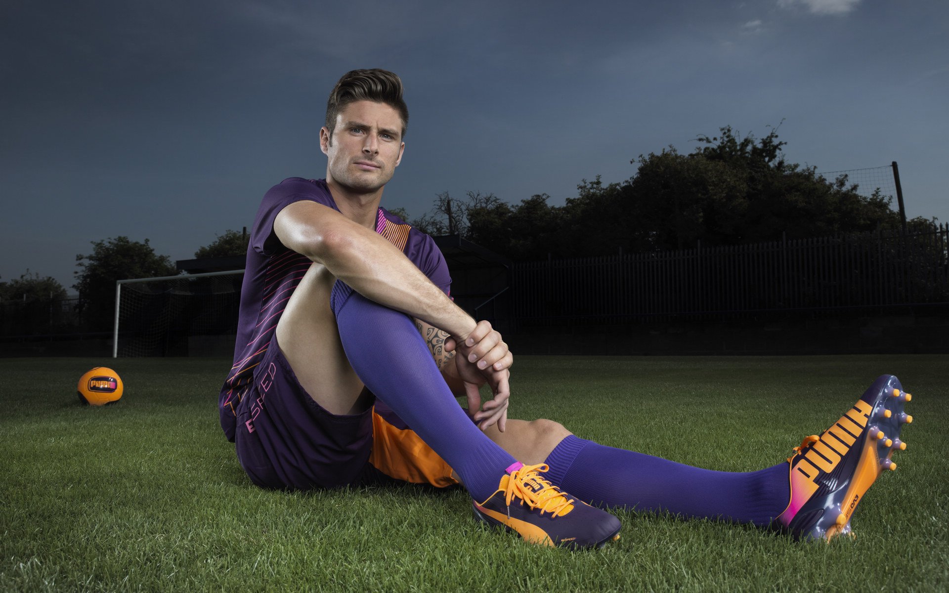 英超争冠之夜，布伦森一锤定音，无名英雄如何成为全场焦点